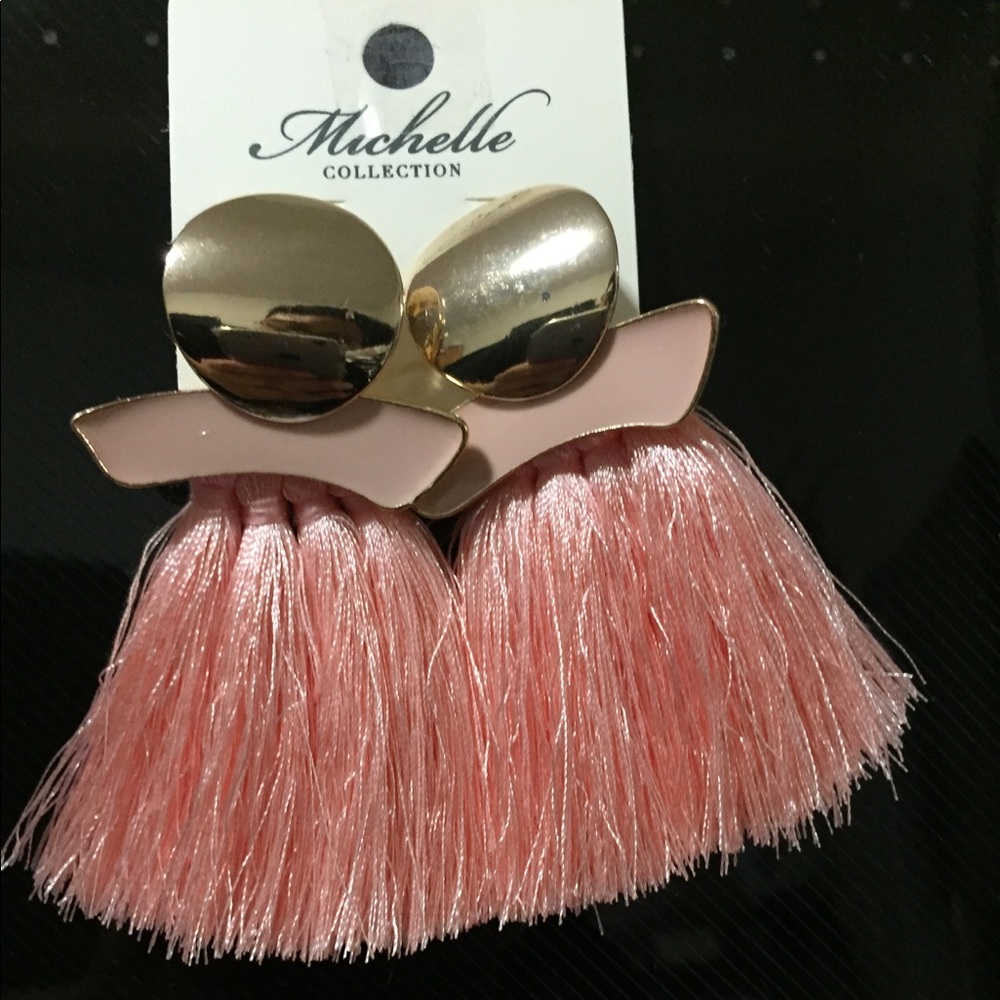 ✨Salmon and Gold Tassel Earrings ✨